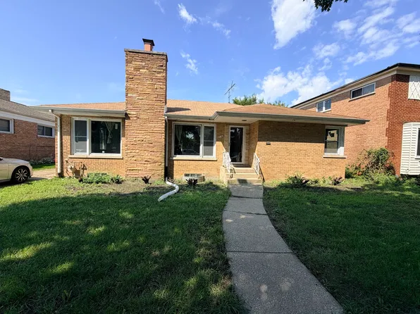 9716 S Prairie Ave, Chicago, IL 60628