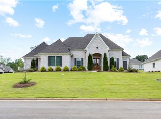 110 Newton Way, Auburn, AL 36830