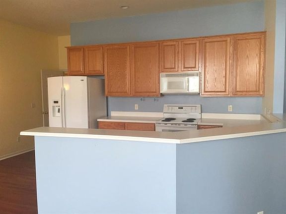 3rd image of 3769 Sandtrap Cir