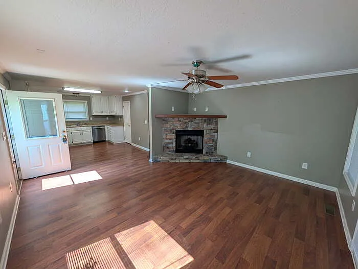 2 bed, 2.0 bath, 1200 sqft, $1,100 — Photo 4