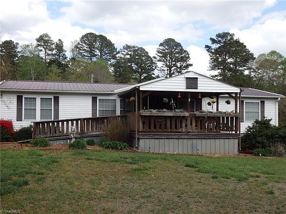 3rd image of 492 Mount Shepherd Rd