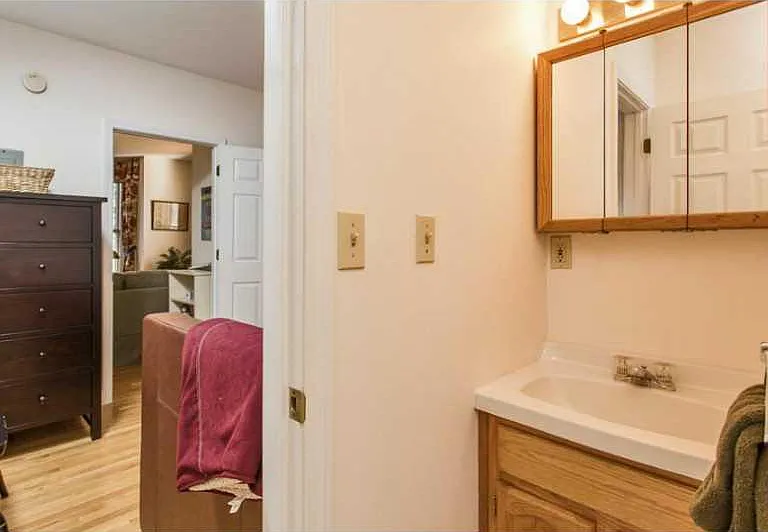 238 State St #4 — Photo 11