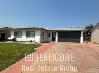 1241 N 10th St, Colton, CA 92324