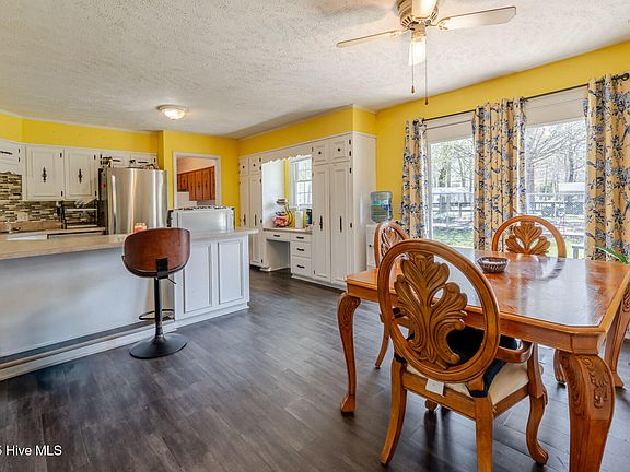 5th image of 171 Summer Hill Drive