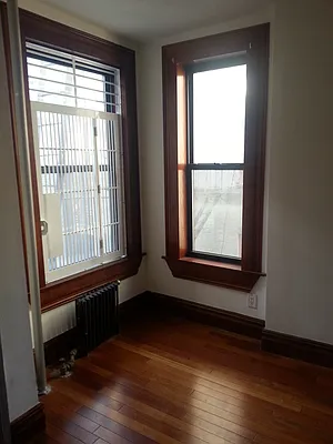 Rented by Allen Harris, LREB | media 10