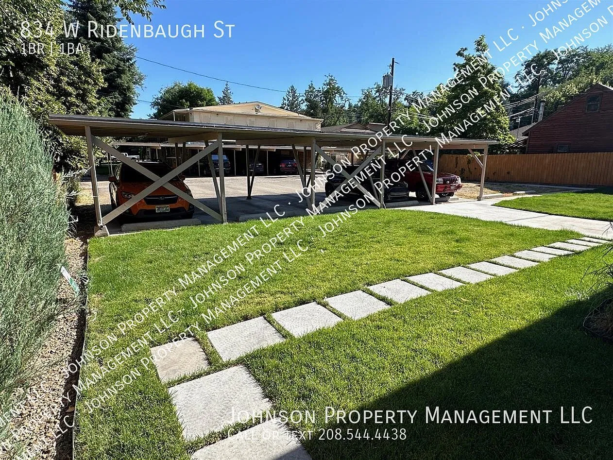North End's Best close to 8th St. trailsystem! — Photo 4