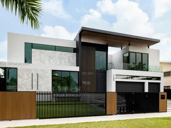 1102 Washington St, Hollywood, FL 33019