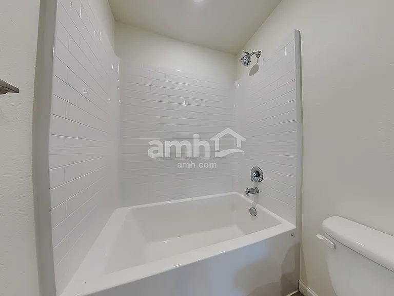 1219 W 15th Ave — Photo 14