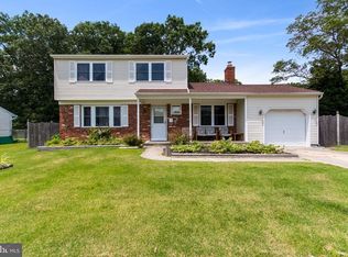 301 Ireland Ter, Williamstown, NJ 08094