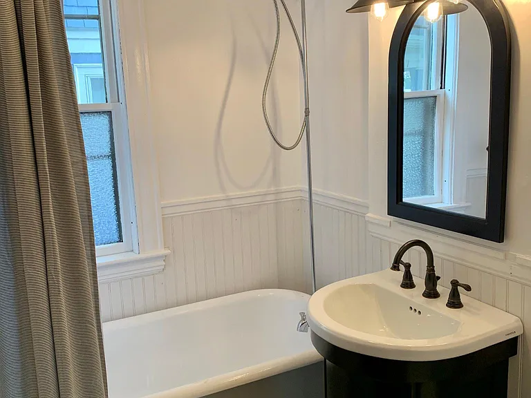 40 Hamilton Rd #1 — Photo 6