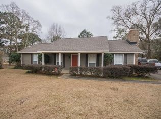 9091 Olde Gate Ct, Mobile, AL 36695
