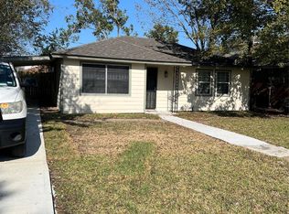 5125 Ricky St, Houston, TX 77033