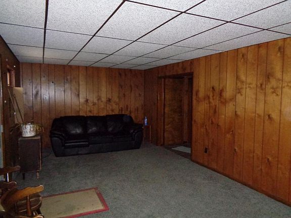 5th image of 3944 Marshall Ave