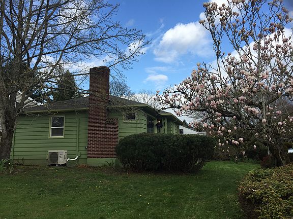 5th image of 3300 Clark Ave
