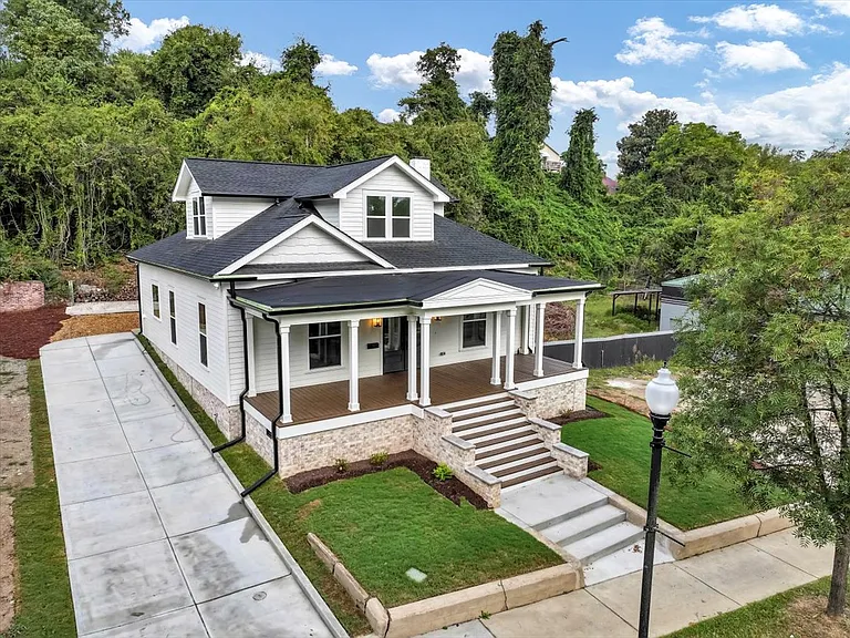 212 S Broad St SW — Photo 59