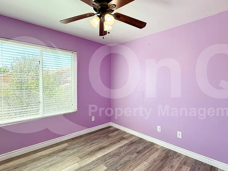 1417 N Dana St — Photo 12
