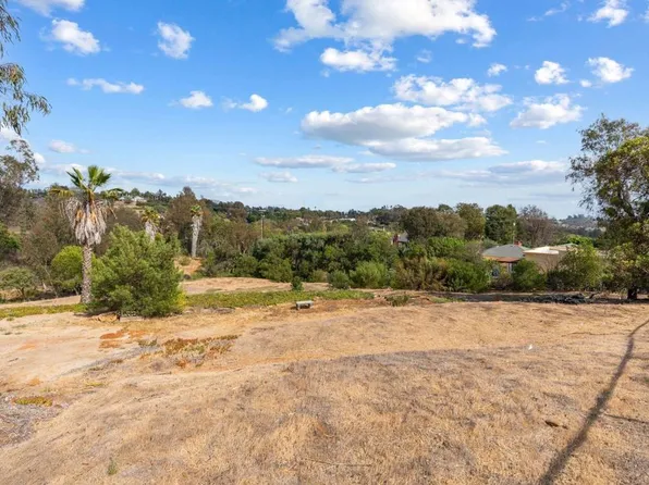 3570 Lone Jack Rd #2, Encinitas, CA 92024
