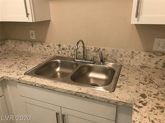 3rd image of 605 S Royal Crest Cir Unit 10
