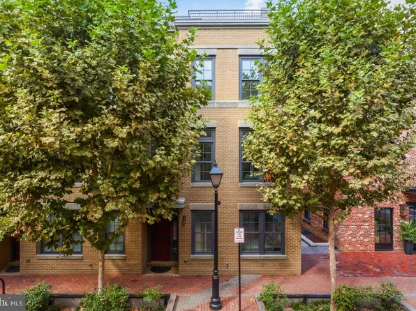 15 Pioneer Mill Way, Alexandria, VA 22314