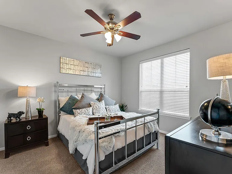 Gateway Cedars Apartments — Photo 18