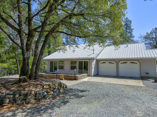 890 Swanson Ln, Colfax, CA 95713