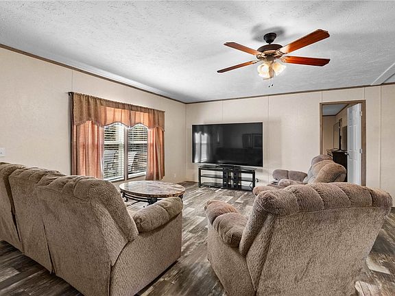 5th image of 4426 Reed Ave