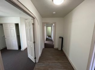 320 E Indiana Ave APT B, Spokane, WA 99207