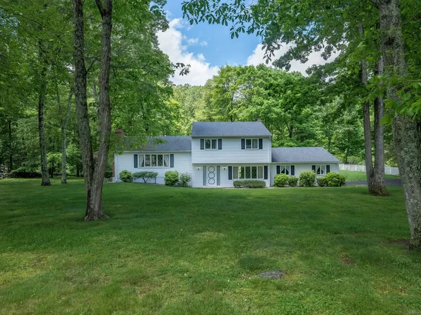 69 Squires Road, Madison, CT 06443