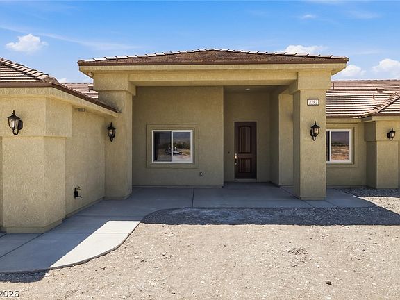 5th image of 2282 N Balzar St