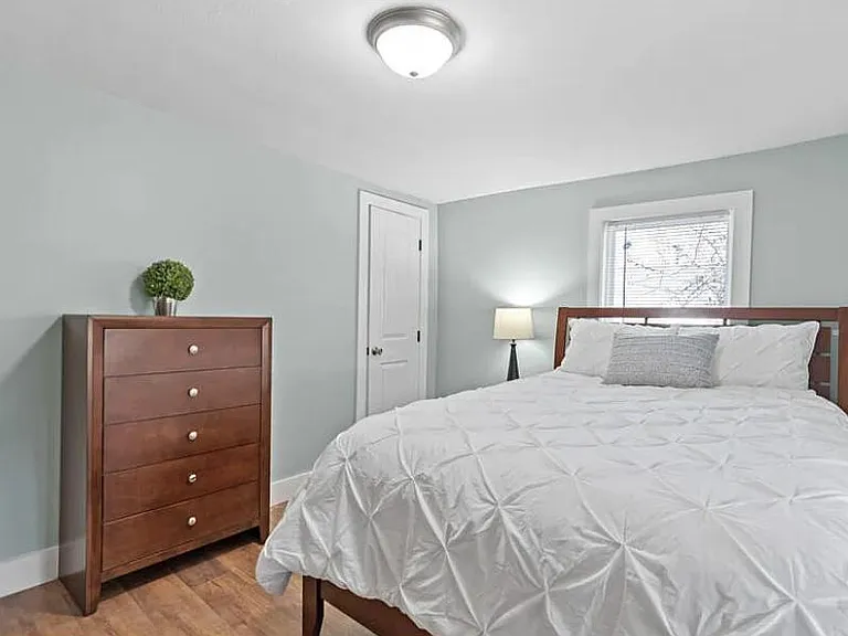 2512 Ramona St — Photo 16