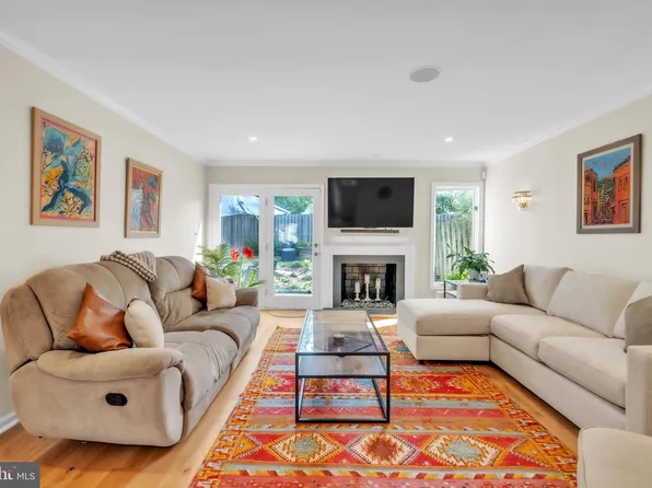 116 Montrose Ave APT O, Bryn Mawr, PA 19010