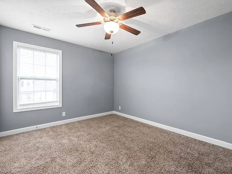 3755 Windmill Dr — Photo 31