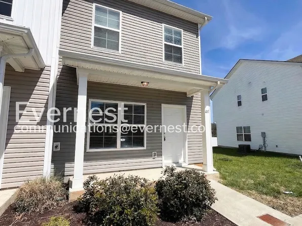 227 Tara Ct, Columbia, TN