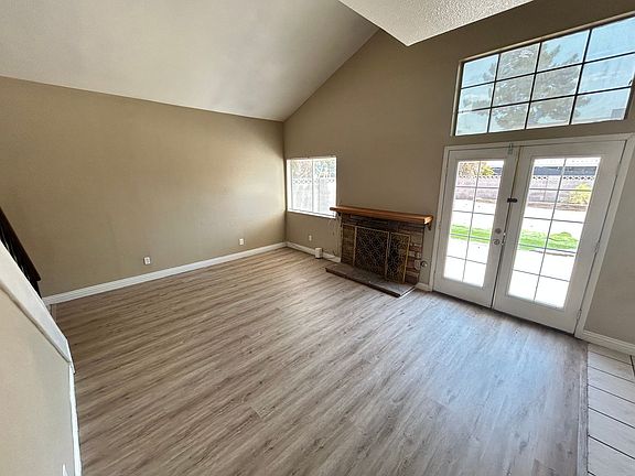 5th image of 1590 S Sloan Ln