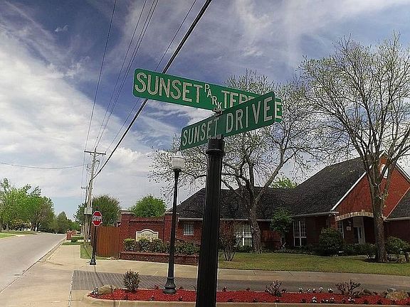 2nd image of 1834 Sunset Park Ter