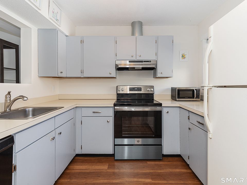 1st image of 9 Highpoint Court #116E