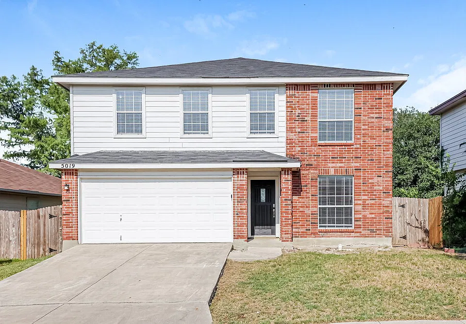 5019 Crestwood Hill Dr