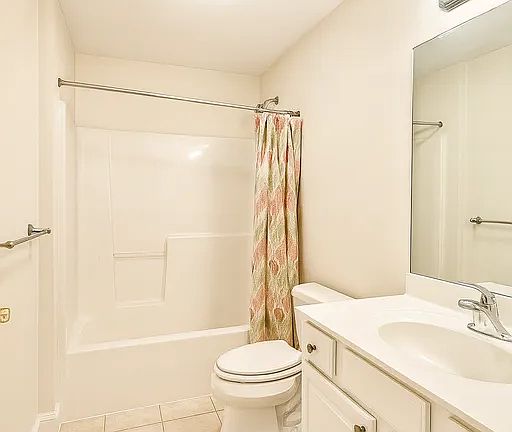 4th image of 3 Goodwin Pl