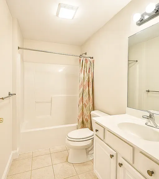 3 Goodwin Pl — Photo 4