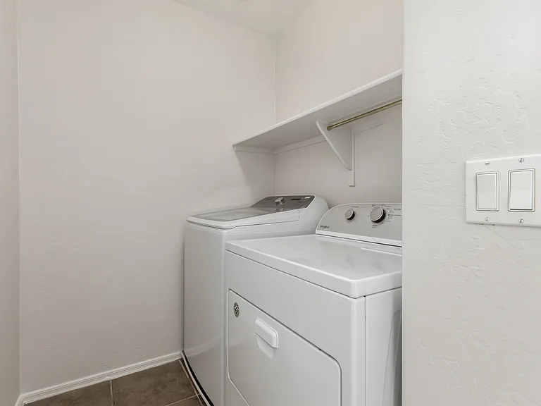 17840 W Calavar Rd — Photo 22