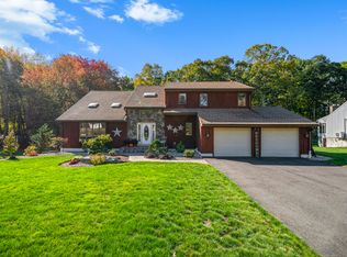 32 Evans Xing, South Windsor, CT 06074