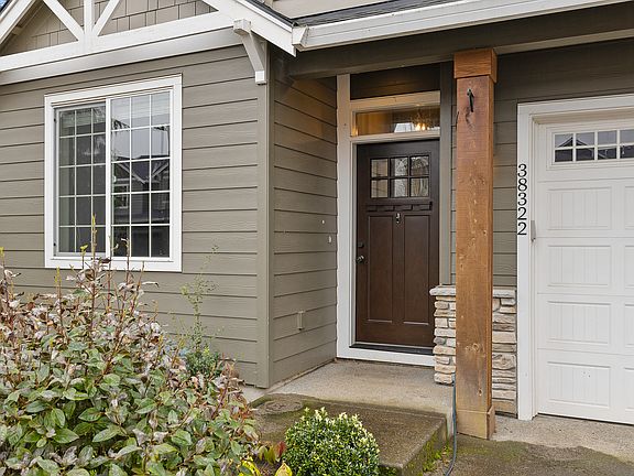 2nd image of 38322 Juniper St