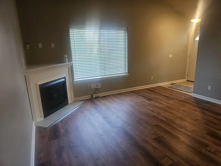 1051 N Forsythia Cir — Photo 3