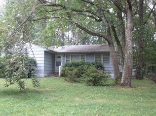 18 Hamilton Ave, Morganville, NJ 07751