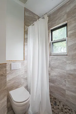 Rented by ERNY LLC | media 11