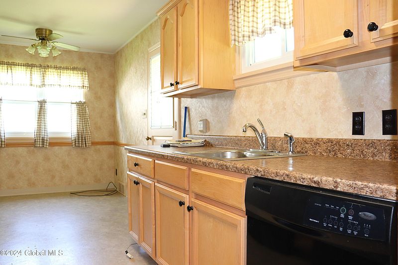 4th image of 2296 Nelson Drive