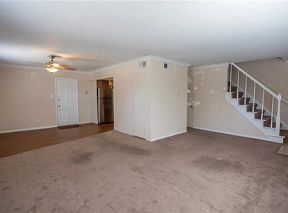 2nd image of 709 Lake Ave