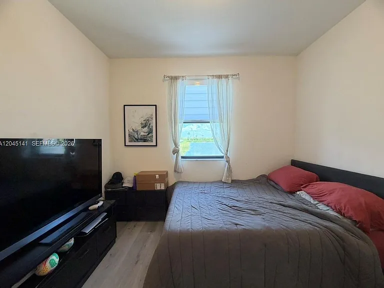 20476 NW 4th Ct #20476 — Photo 34
