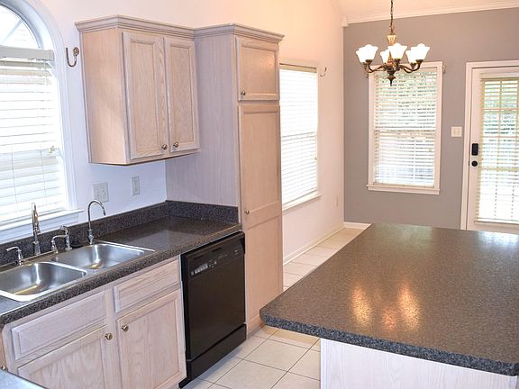 2nd image of 8739 Eagle View Dr