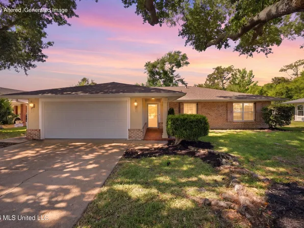 707 Holly Hills Dr, Biloxi, MS 39532